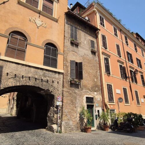 Що подивитись в районі Трастевере. Наймальовничий і найхарактерніший район Риму